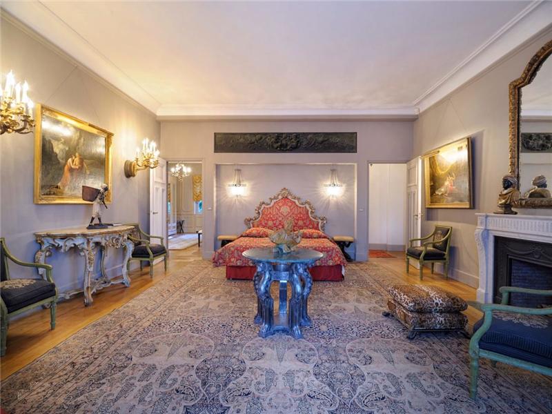 Les Rochers, An exclusive Belle Epoque Villa Home and Courtyard